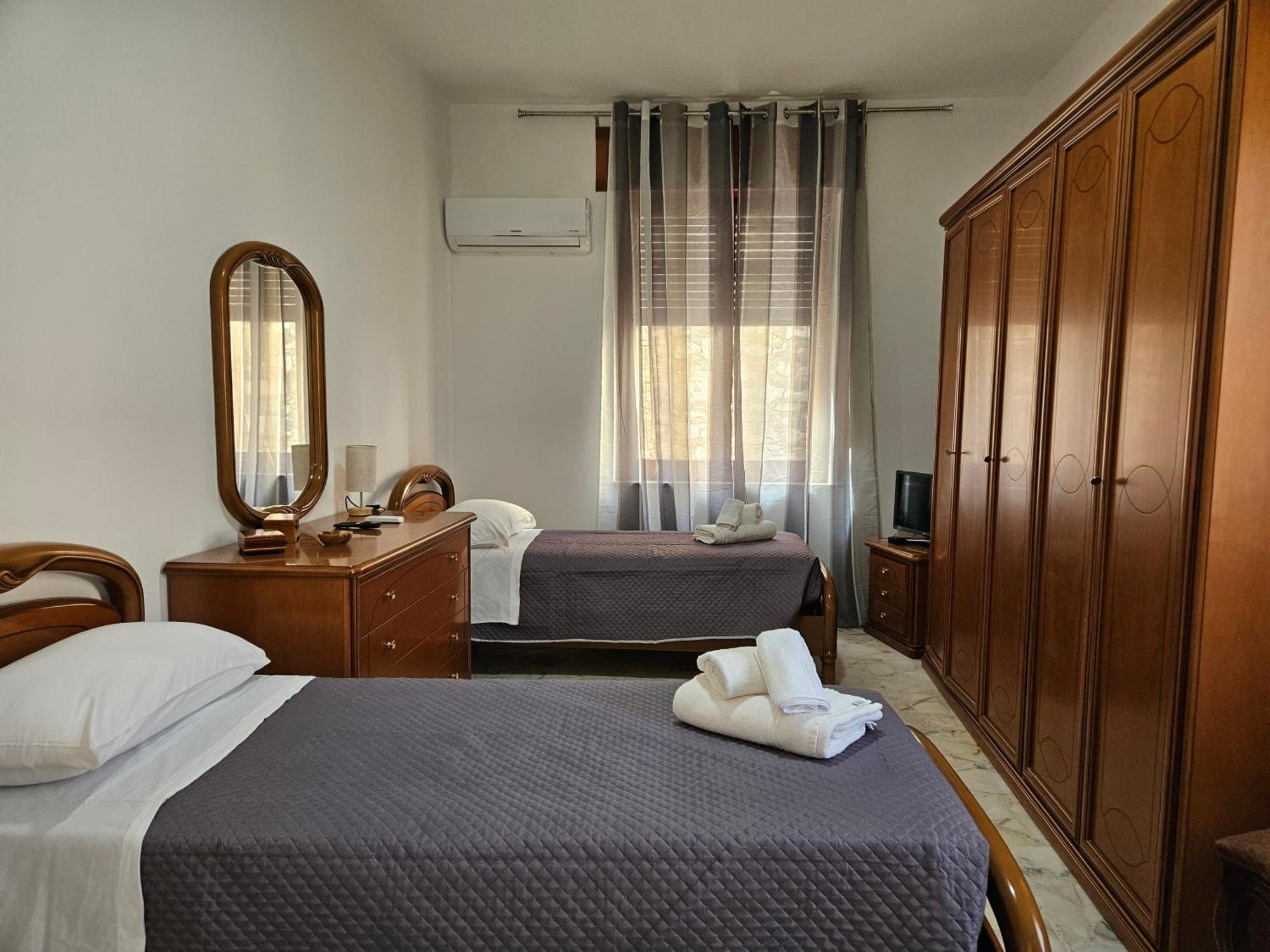 Porta Messina Rooms Таорміна Екстер'єр фото